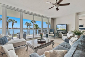 Bella Luna 202 - Luxurious Bayfront 3bd/3ba
